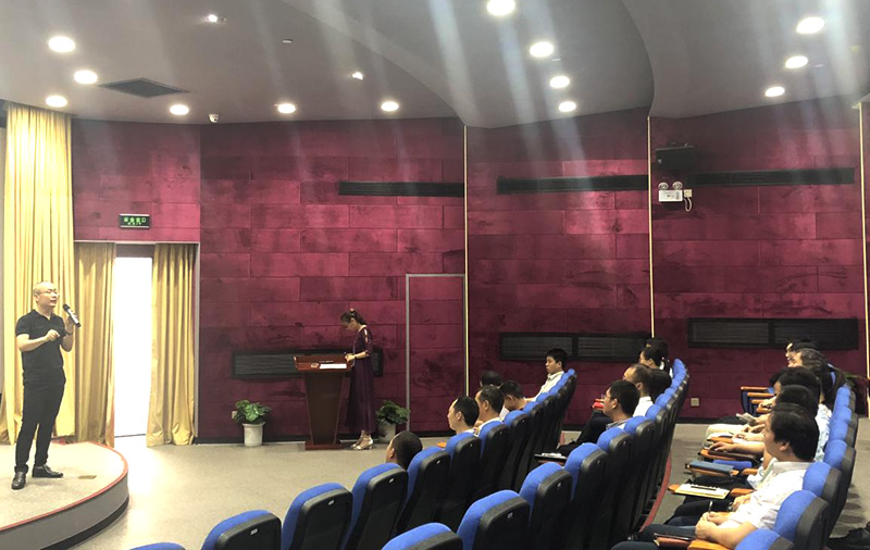 南宫28公司召开安全生产管理会议