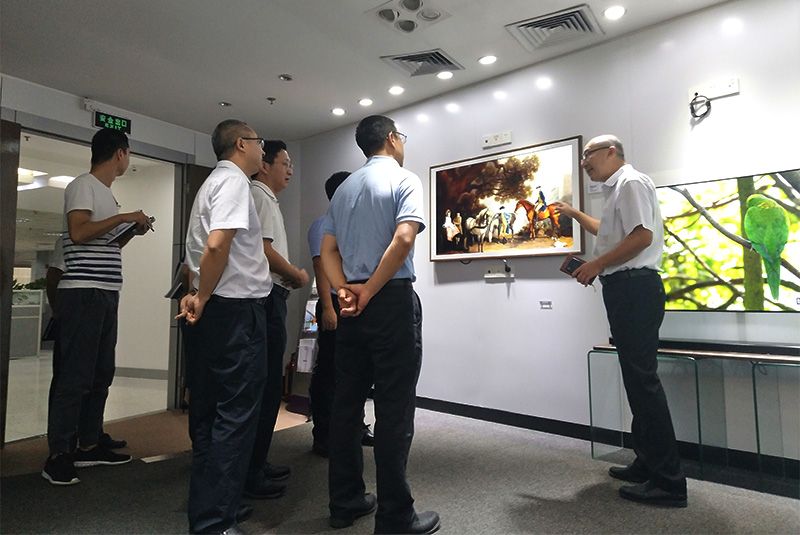 坂田街道党工委书记初庆同志一行莅临南宫28走访调研