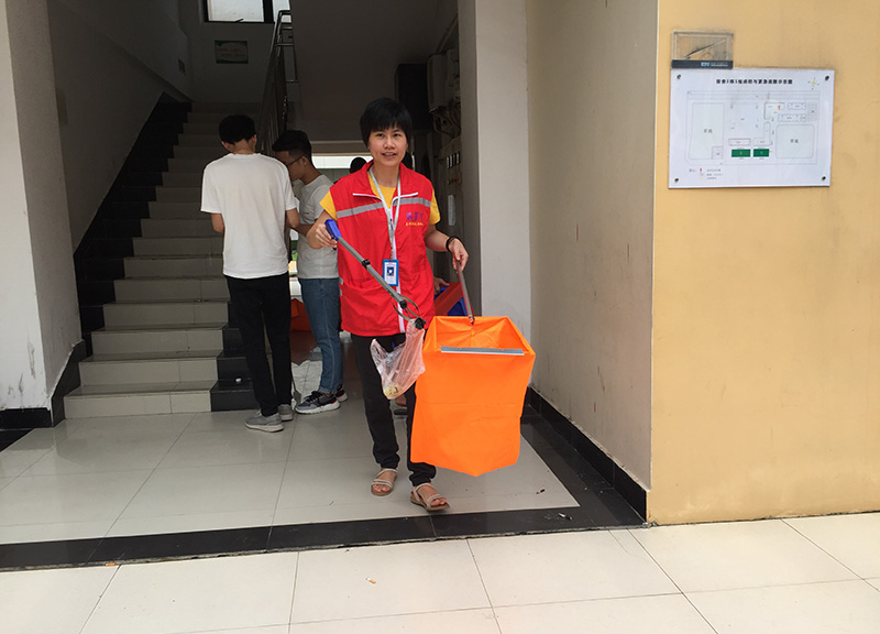 “志愿服务在行动 文明花香满南宫28” —记惠州南宫28“讲文明 爱卫生”志愿服务活动